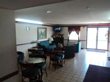 Garden Inn & Suites -Fitzgerald 8