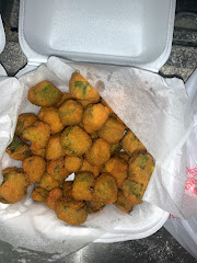Restaurant near Garden Inn & Suites -Fitzgerald